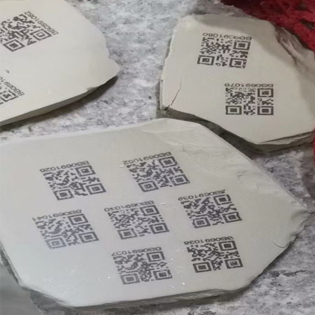 商標二維碼耐高溫標簽承受1200°高溫